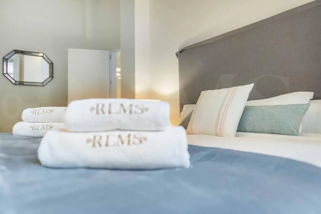 Luxurious Apartment In Center With Parking By Rems Malaga