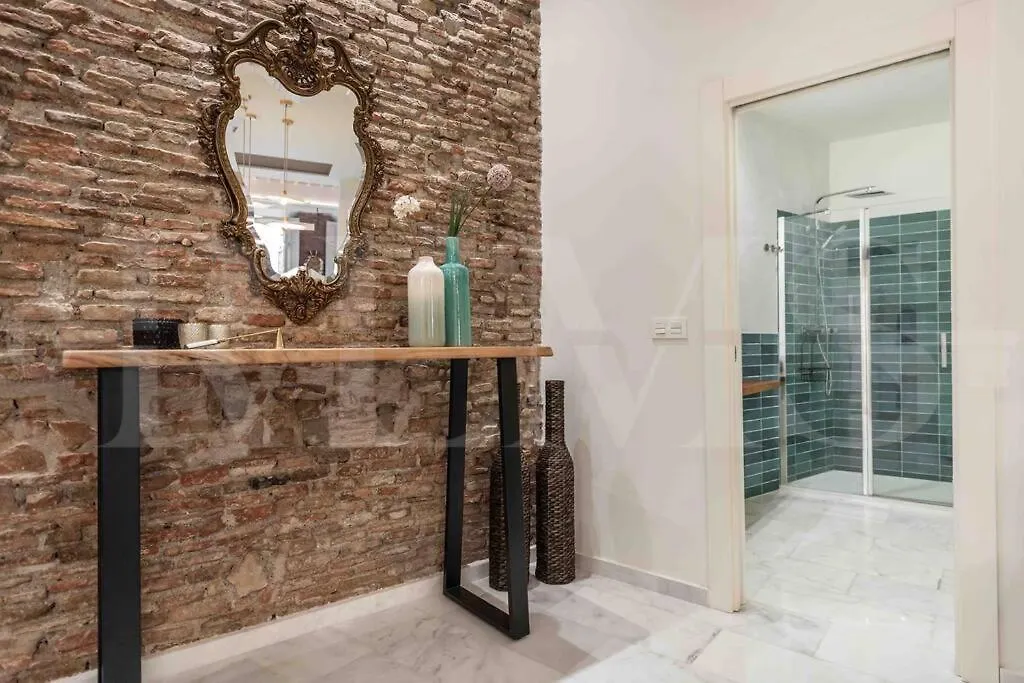 Luxurious Apartment In Center With Parking By Rems Malaga