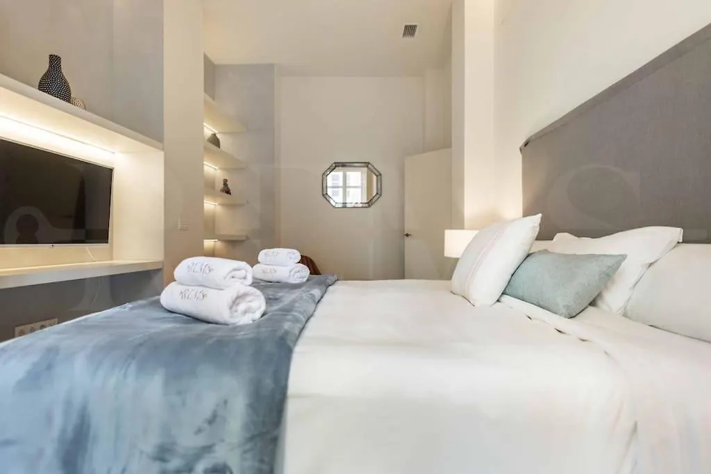 Luxurious Apartment In Center With Parking By Rems Malaga