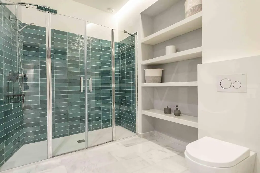Luxurious Apartment In Center With Parking By Rems 马拉加 0*,  西班牙